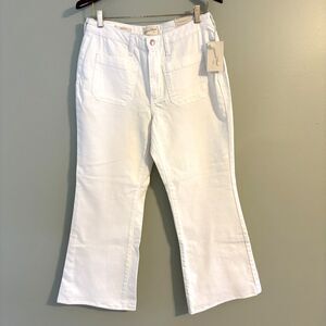 NWT Universal Thread Women’s White High-Rise Flare Stretch Jeans Sz 10R MSRP $36
